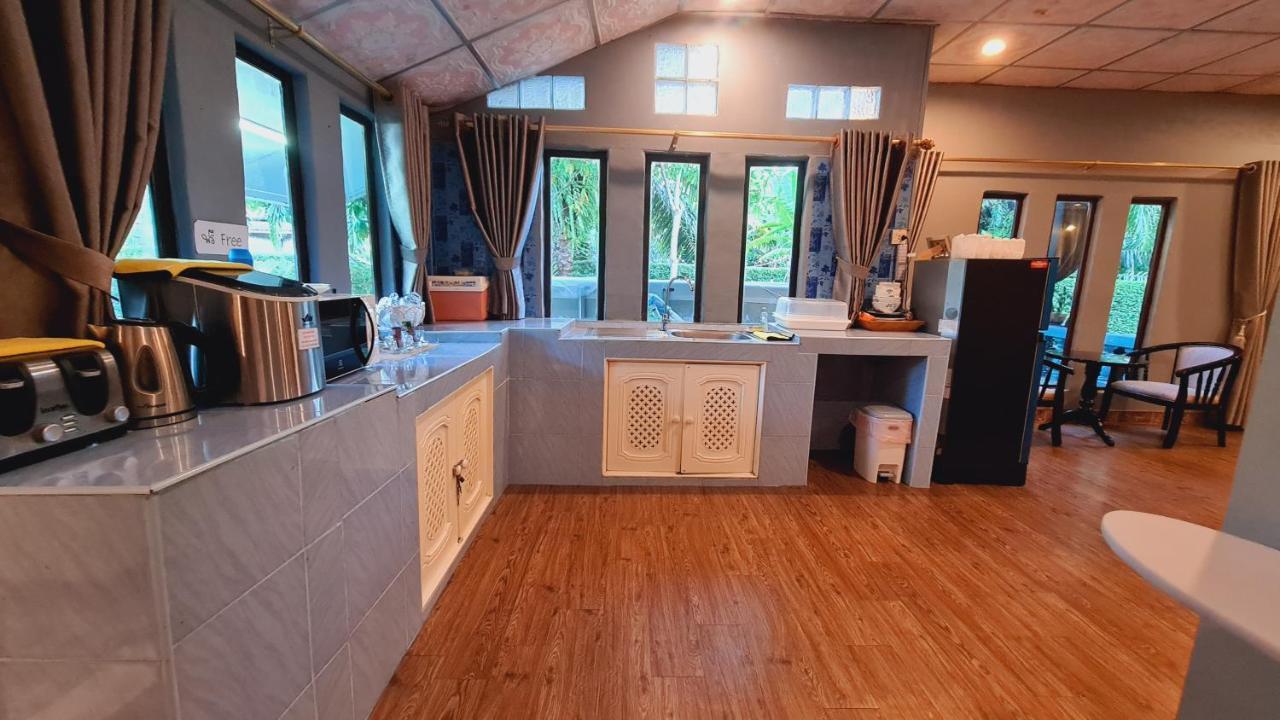 Amantra homestay&village Surat Thani Exteriör bild