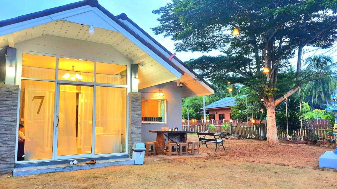 Amantra homestay&village Surat Thani Exteriör bild
