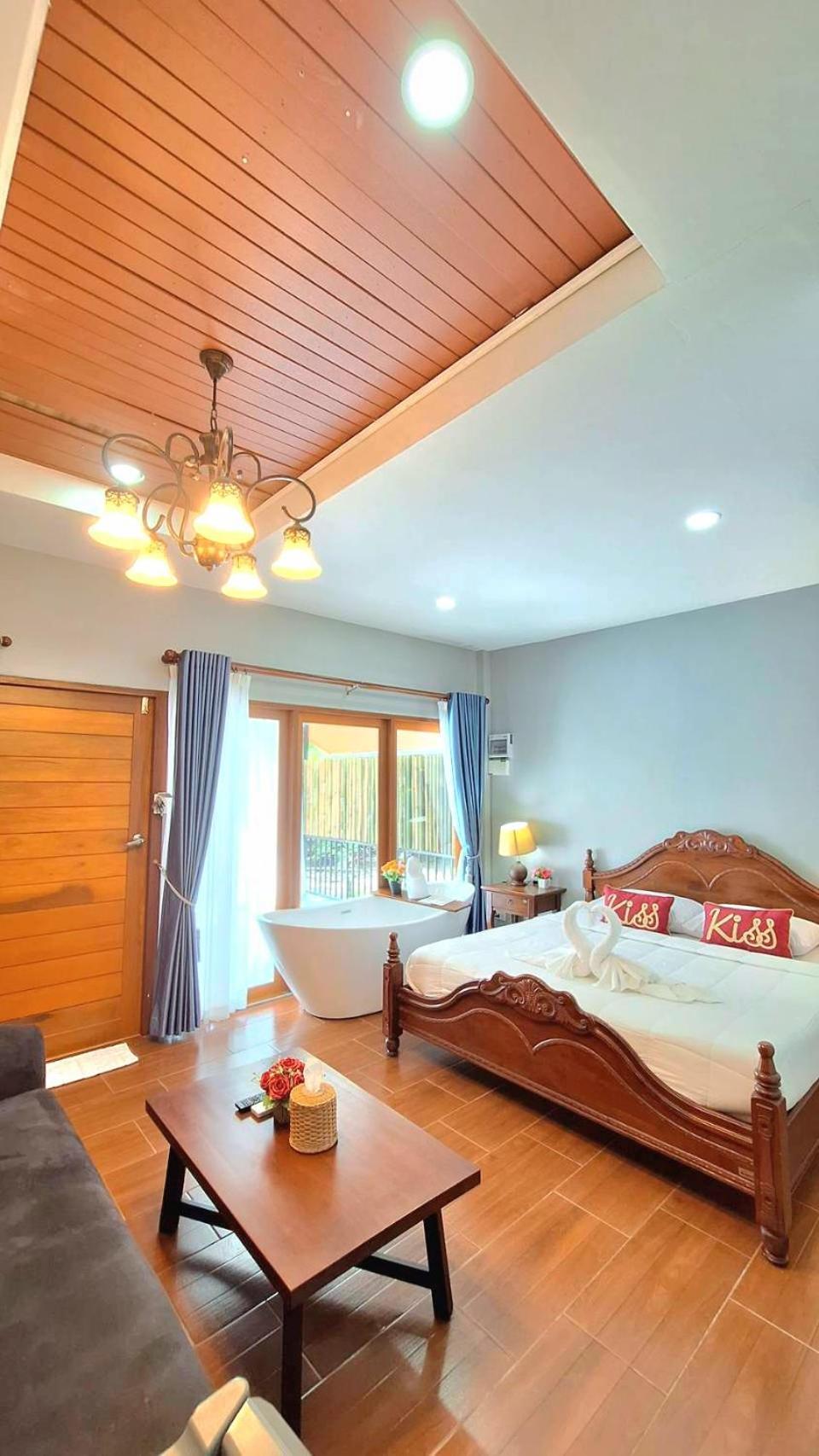 Amantra homestay&village Surat Thani Exteriör bild